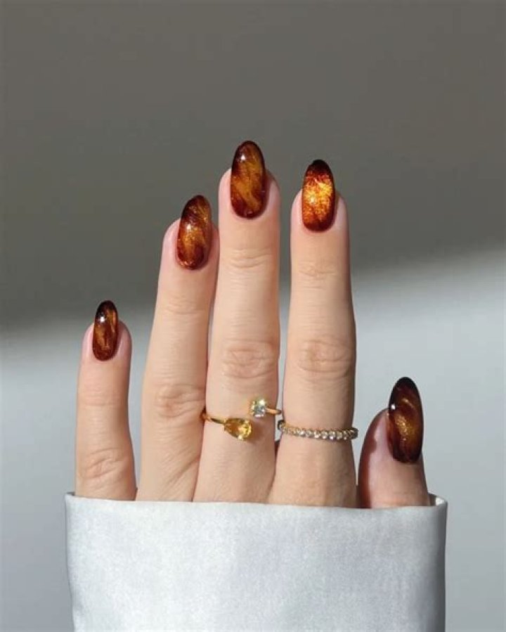Are accent nails still cool?