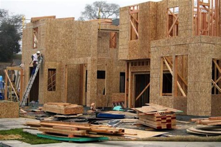 Are American houses weak?