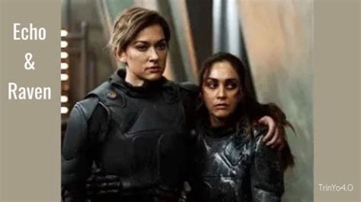Are Echo and Raven sisters?