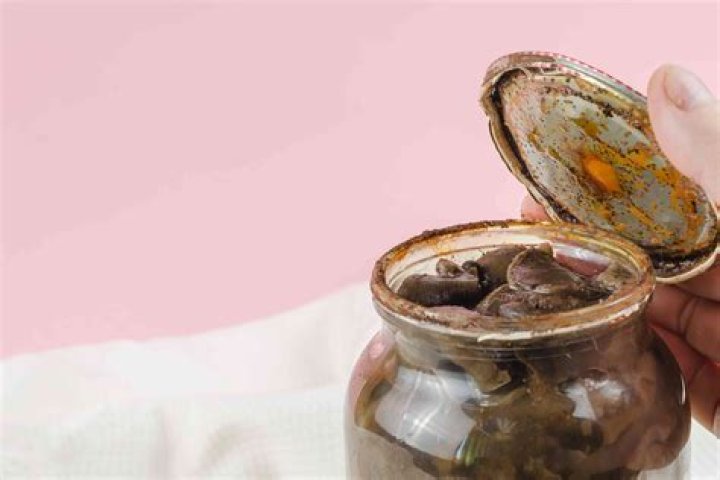 Can botulism be cured?