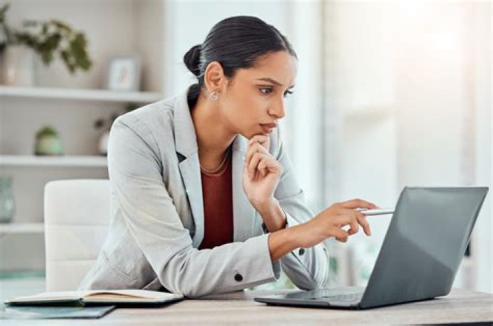 Can business owner apply for PPP?