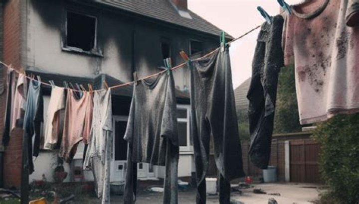 Can smoke damaged clothes be saved?