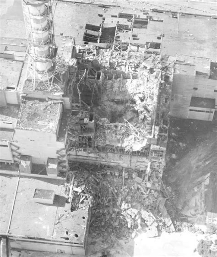 Could Chernobyl reactor 4 explode again?