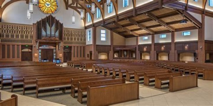 Do churches have treasurer?