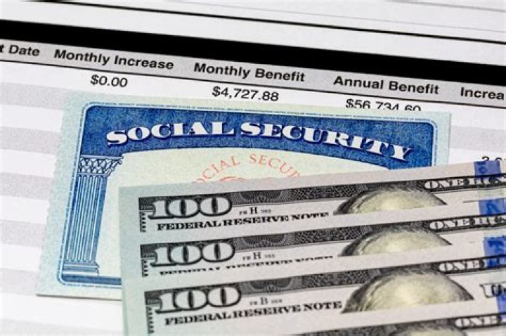 Do old people get Social Security checks?