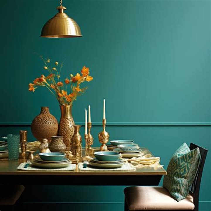 Does aqua and turquoise go together?