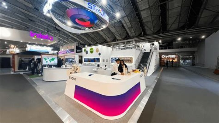 Does Expo make money?