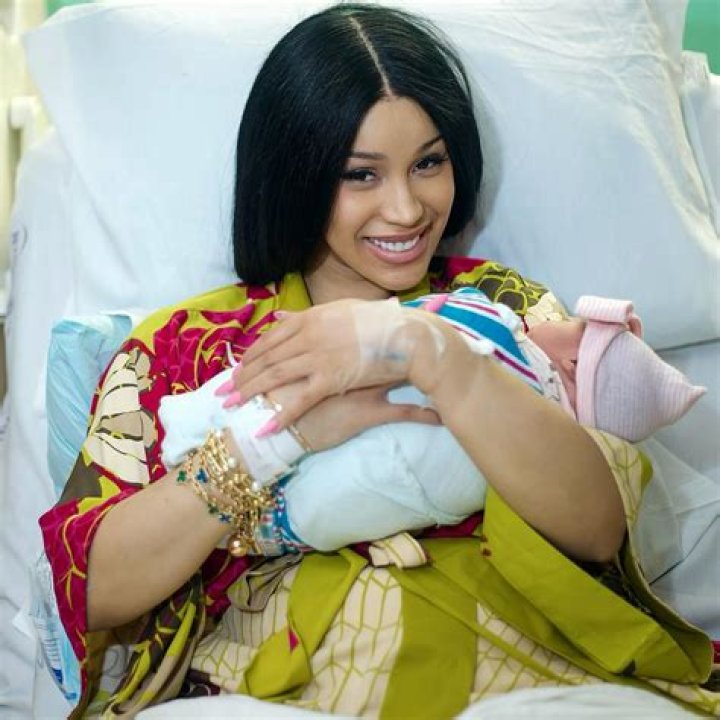 Does Melinda lose her baby?