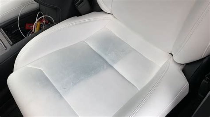 Does Tesla white interior get dirty?