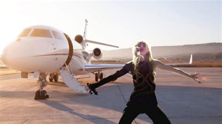 Does TikTok work on a plane?