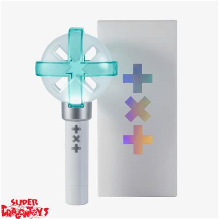 Does TXT have a lightstick?