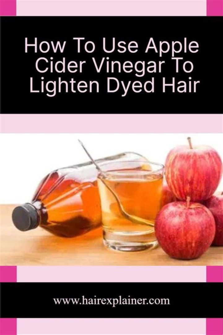 Does vinegar lighten dyed hair?