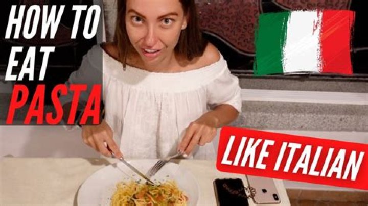 How do Italians eat pasta?