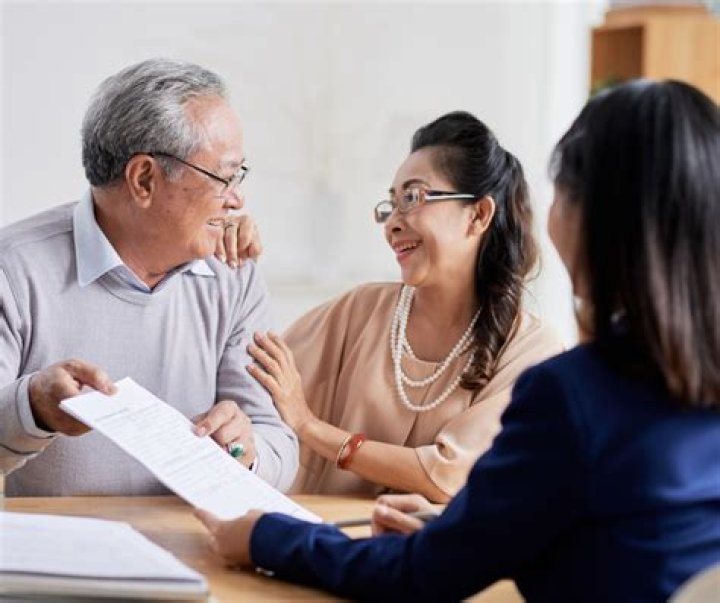 How do you divide personal possessions in probate?