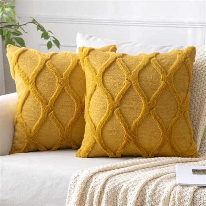 How do you get yellow pillows white?