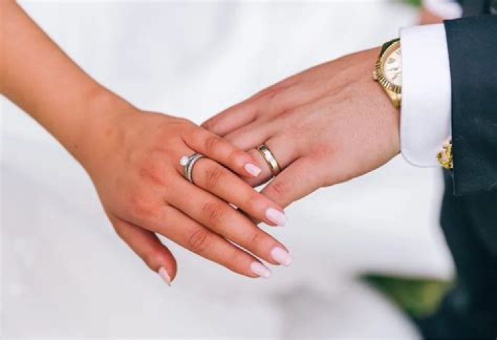 How long after getting married does insurance kick in?