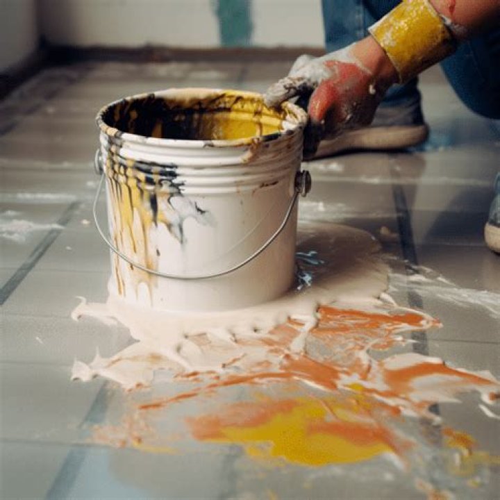 How long does paint thinner take to remove paint?
