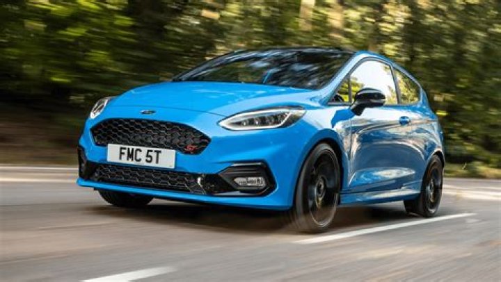 How much is VAT on a car?