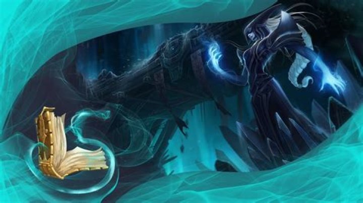 How old is Lissandra?