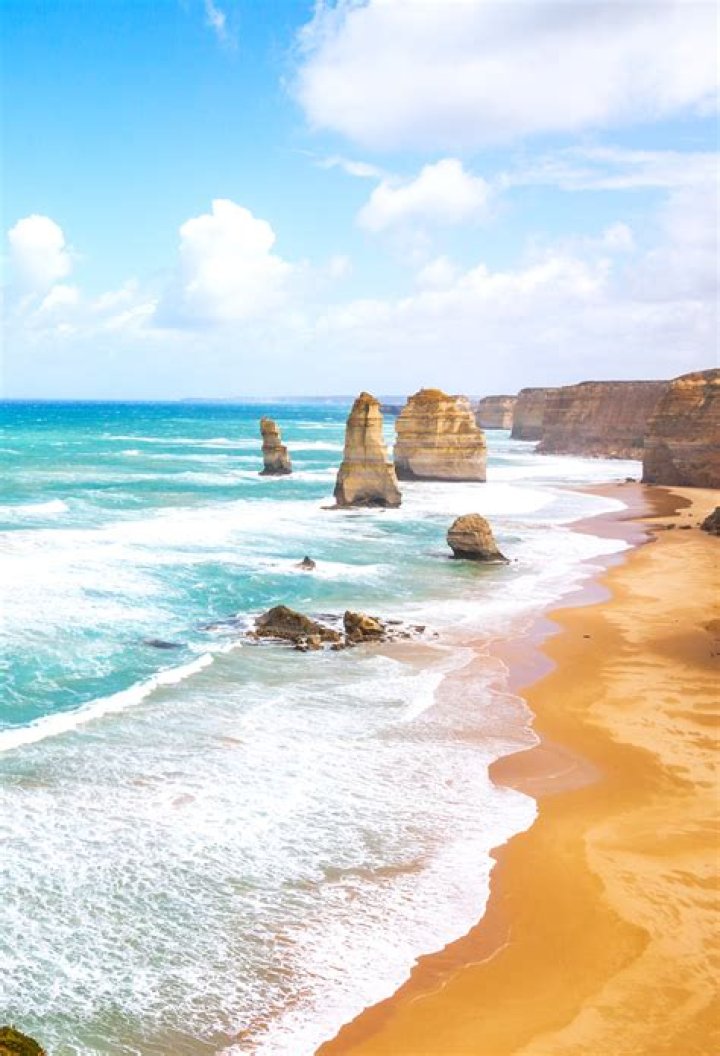 Is Australia considered a poor country?