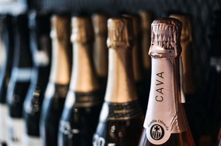 Is Cava oaked?