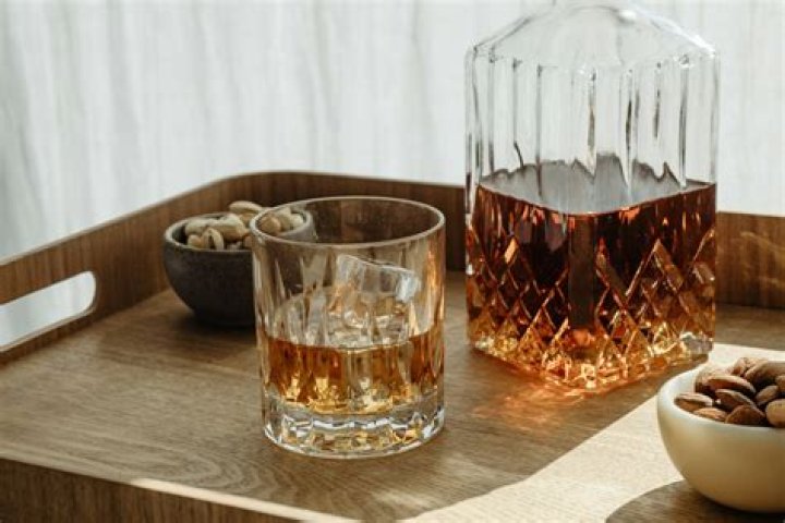 Should you put ice in cognac?