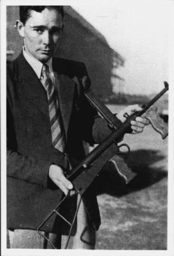 What cod is Owen Gun from?