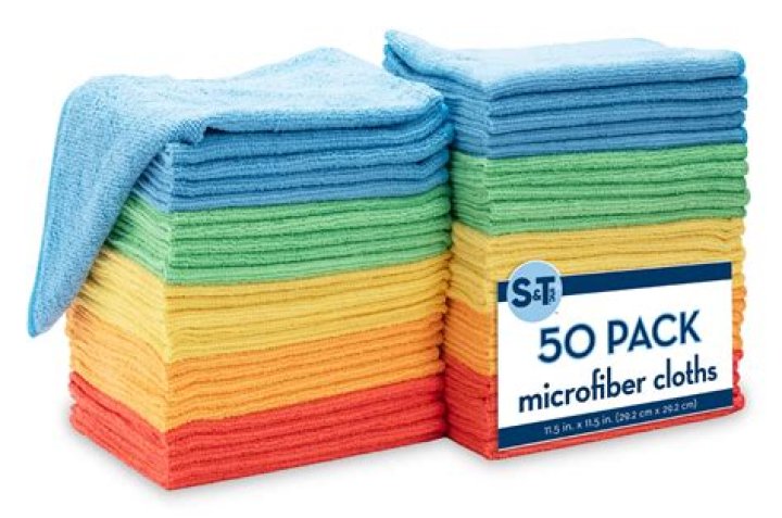 What is better microfiber or silk?
