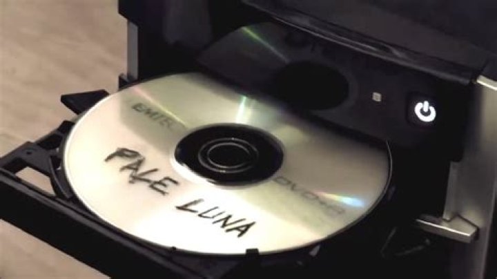 What is pale Luna?