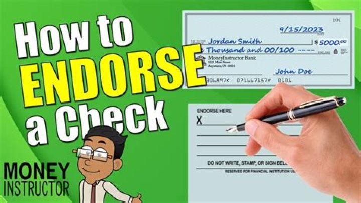 What is the difference of check and cheque?