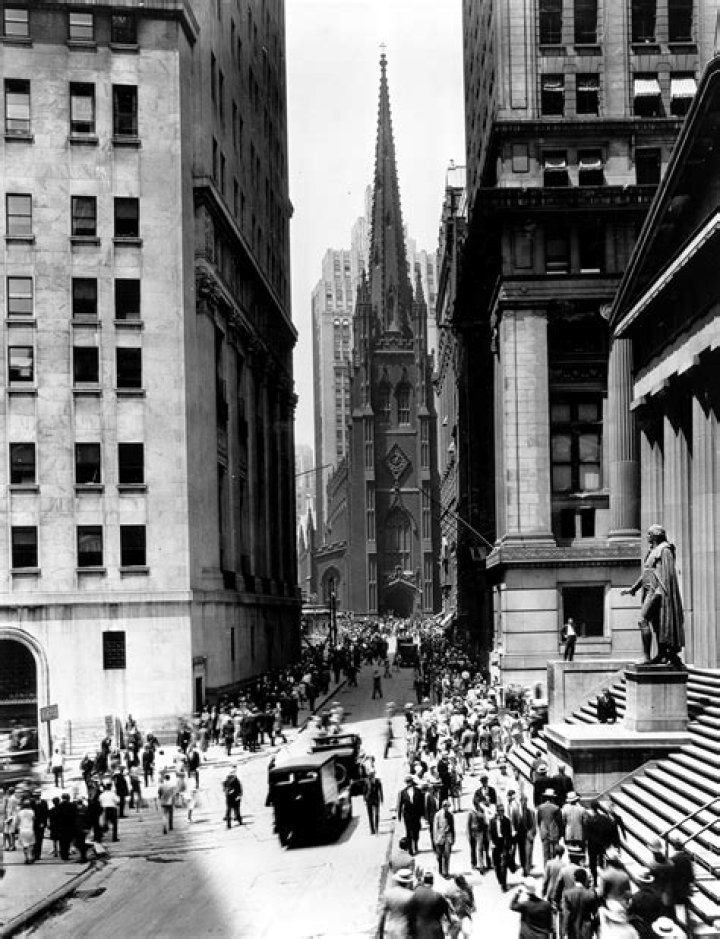 What problems existed in the 1920s?