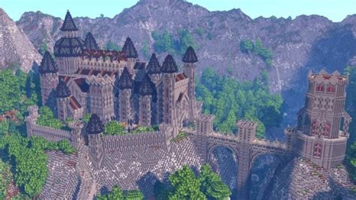 Where is the hidden castle in Minecraft?
