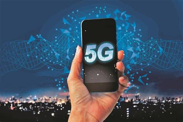 Which company discovered 5G?