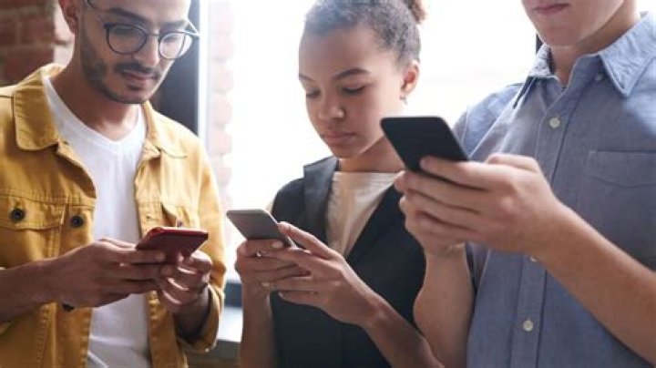Which is more harmful WiFi or mobile data?