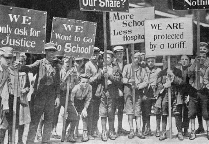 Which was the main reason for the reform movement?