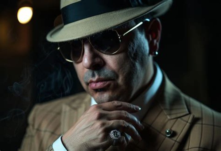 Why do mobsters have mistresses?